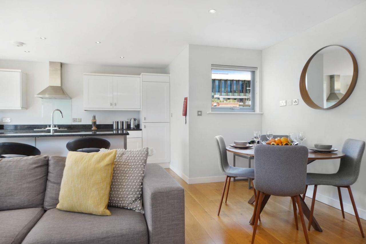 Appartement 2 Bed Executive Penthouse Near Liverpool Street Free Wifi By Aparts Londres